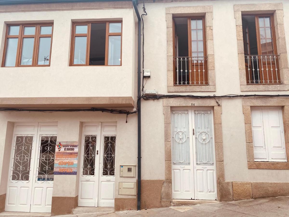 Albergue Y Gelateria Il Nonno Саррия Экстерьер фото